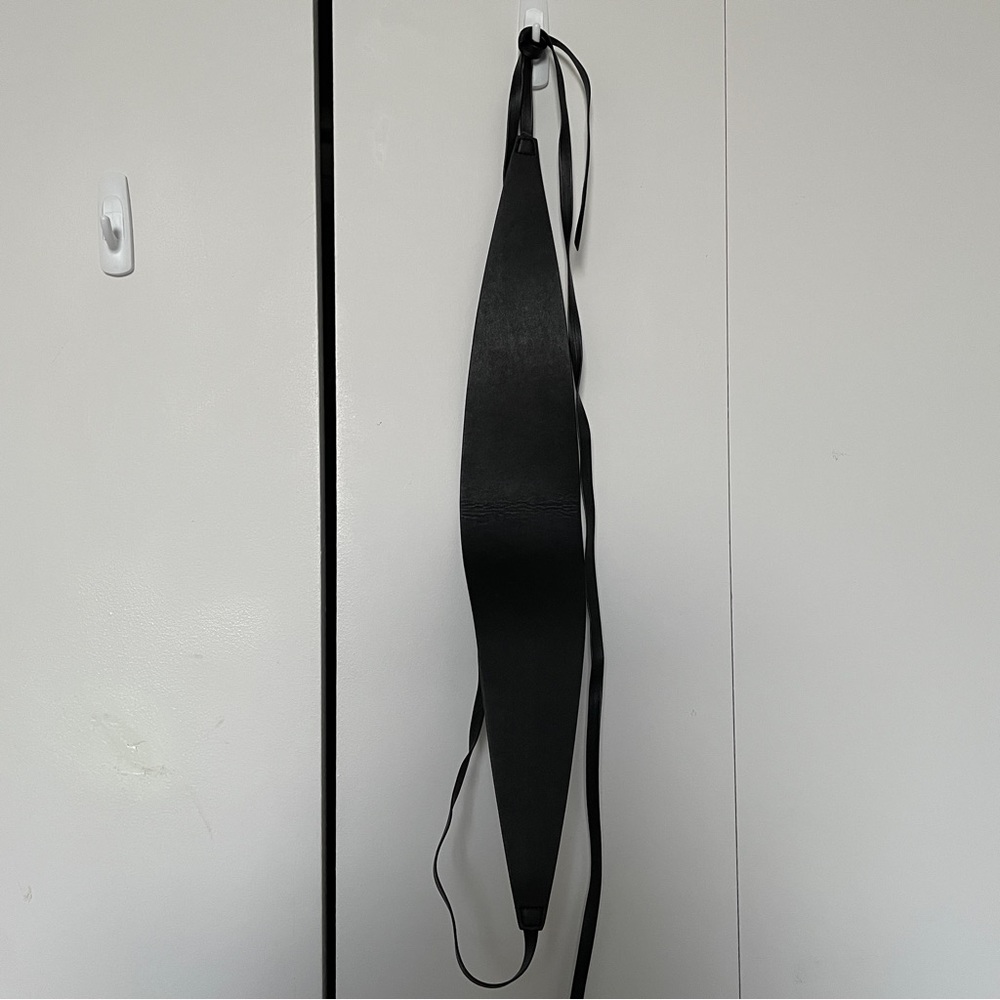 Wide decorative belt
